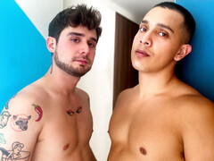Erotic shower and a good fuck by Adrián Andrés and Jaciel O
