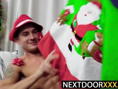 NextDoorXXX.com - Brandon Anderson and Michael Boston shag for the holidays