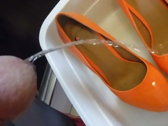 Pissing orange Platforms fm MrMessyshoes p1