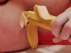 Timmyboy92’s ass turned banana crusher
