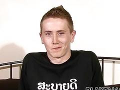 UK amateur twink playing with himself