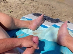 Jerking in public along the sea