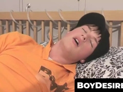 BoyDesire.com - Solo twink Leon Huston's deep dildo fucking and creamy finale