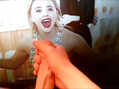 Chloe Moretz's gaping mouth gets filled again
