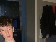 Top Strokes Off and Plays with His Donk - TPK