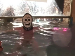 Partying stud dicksucked by group of amateurs