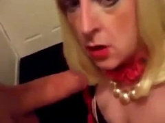 Submissive Crossdresser's Blowjob Training1s