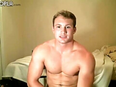 Stylish stud Brad Bison jerking off for the webcam
