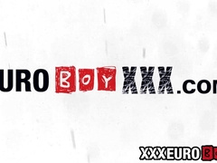 Young emo homos have a blowjob competition in the bathroom