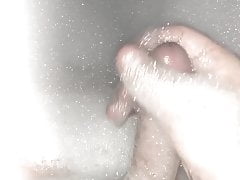 Wank my little Dick while take a Bath