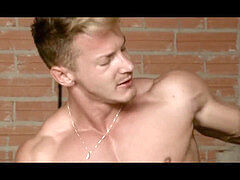 kinky Darius is drilled by his lover Dato