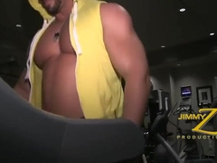 Muscleman Christian Powers And Emiliano Shower And Play