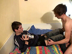 Dario Janos and Steve Maxx sans a condom bang