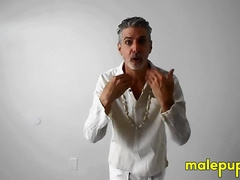 Yoga master Richard Lennox did some chakra yoga meditation through foot worship