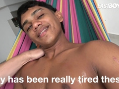 Mitch Seangers - From Beach To Handjob Fantasy