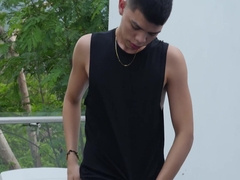 Shaved Smooth Boy Zack Torres Wanks Outdoors & Squirts His Cum Out!