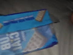 Sloppy chisel Spunks in food rubbish bag