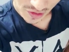 Que Tal Si Tenemos un Rico Orgasmo Juntos ?