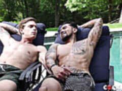 SvalnatÃ, gay sex, gay couple sex