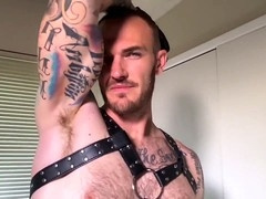 Dominant stud Christian Wilde shows off with a big ass handjob