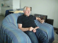 Str8 daddy a quick wank 6