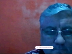 argentinian granddad tugging