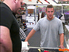 Pawnshop broker cocksucks pawner in backroom