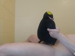 Uber-sexy-o Bizarre-o boinking vagina cushion