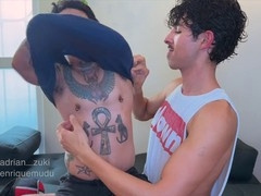 Little guy takes a huge cock - Enrique Mudu & Adrianzuki