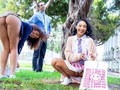 18 jaar, Grote lul, Pijpbeurt, Hondjeshouding, Keuken, Natuurlijke tieten, Tiener, Tieten likken