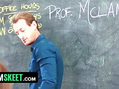 茶髪の, 着衣女と全裸男, 口内発射, 手コキする, なめる, オマンコ, 女子高生, スカートのぞき