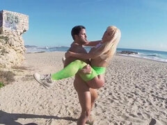 18, お尻, デカパイ, 巨乳な, ラティーナ, アウトドア, オマンコ, ティーン