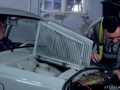 Brothel Tour with Nesty