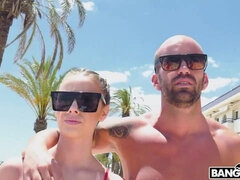 お尻, フェラチオ, バック, 指いじり, 手コキする, アウトドア, 剃毛, ティーン