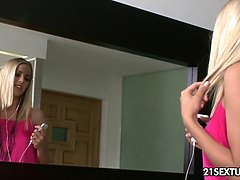 ブロンド, フェラチオ, イマラチオ, ヨーロピアン, 指いじり, ゲーム, キス, オマンコ