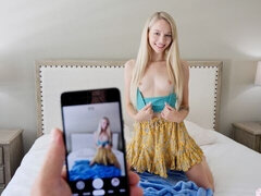 Blond, Pijpbeurt, Hondjeshouding, Penis, Gezichtspunt, Geschoren, Mager, Strippen