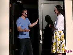 Анальный секс, Жопа, Измена, Постарше, Фетиш, Зрелые и анал, Милф, Наездница