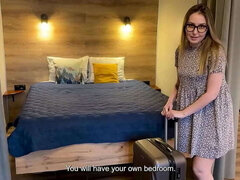 Amateur, Couple, Éjaculation interne, Famille, Hôtel, Mère que j'aimerais baiser, Orgasme, Russe