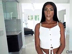 Спальня, Большая жопа, Черные, Минет, Натуральные сиськи, Молоденькие