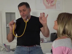 Lieveling, Pijpbeurt, Arts, Hondjeshouding, Fetisj, Handbeurt, Kut duiken, Strak