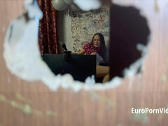 Anal, Sucer une bite, Brunette brune, Fait maison, Mamelons, Chevaucher, Fessée, Jouets