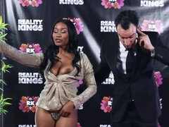 Sucer une bite, Noir ébène, Interracial, Adolescente