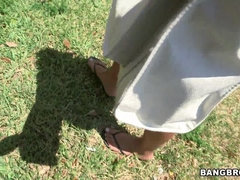 Blasen, Spermaladung, Süss, Aufs gesicht abspritzen, Handjob, Natürlichen titten, Öffentlich, Rotschopf