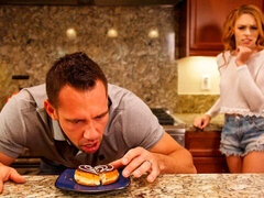 デカパイ, ブロンド, フェラチオ, ドレス, ハードコア, 小柄, ティーン, オッパイの