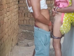 Desi Indian Bhabhi Gets Hard Fuck From Husband - Blowjob, Outdoor, Cum in Mouth