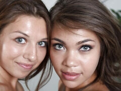 Fingern, Interrassisch, Lingerie, Masturbation, Muschi, Dürr, Jungendliche (18+), Titten