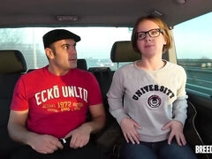 Culo grande, Verga grande, Autobús, Coche, Estilo perrito, Tetas naturales, Cabello corto, Adolescente