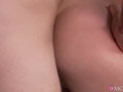 Verga grande, Mamada, Británico, Garganta profunda, Hotel, Mamá, Pelirrojo, Ruso