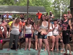 Blond, Rondborstig, Concours, Fetisj, Natuurlijke tieten, Feest, Tieten likken, Webcamera