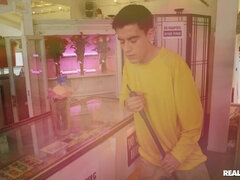 Amateur, Morena, Corridas, Estilo perrito, Gafas, Tacones, Lamidas, Realidad